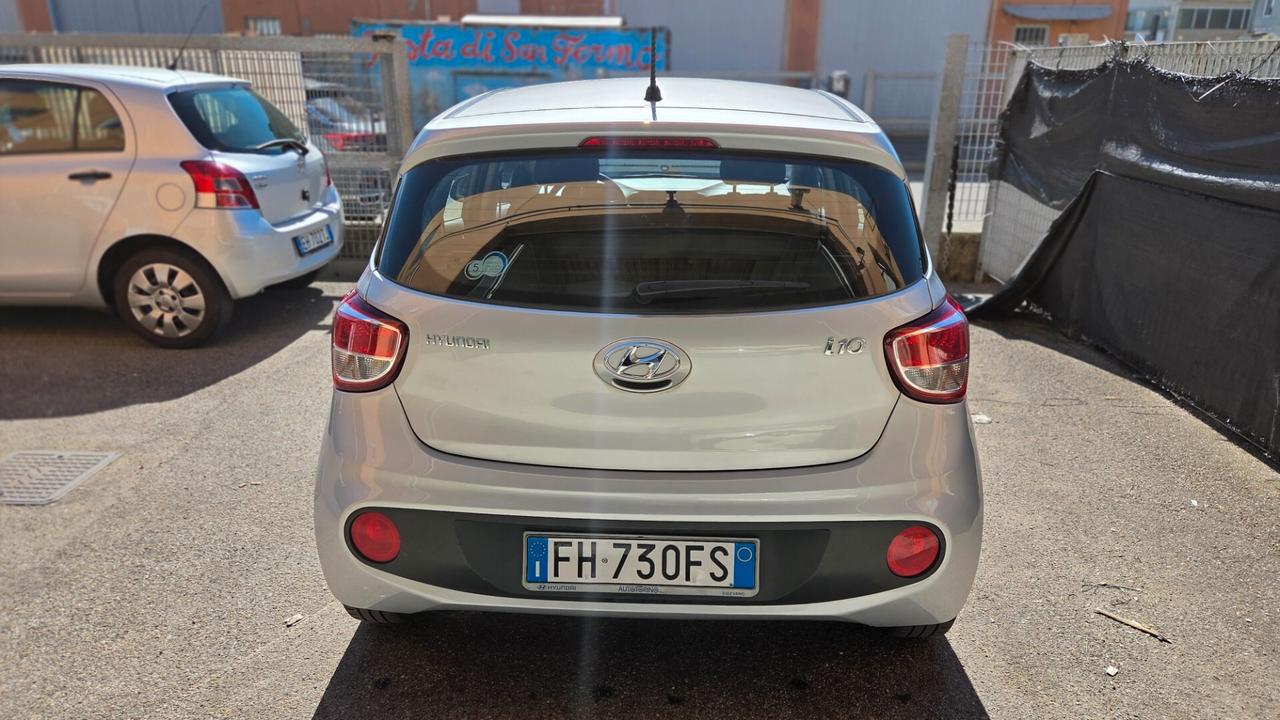 Hyundai i10 1.0 LPGI Econext Login unico proprietario