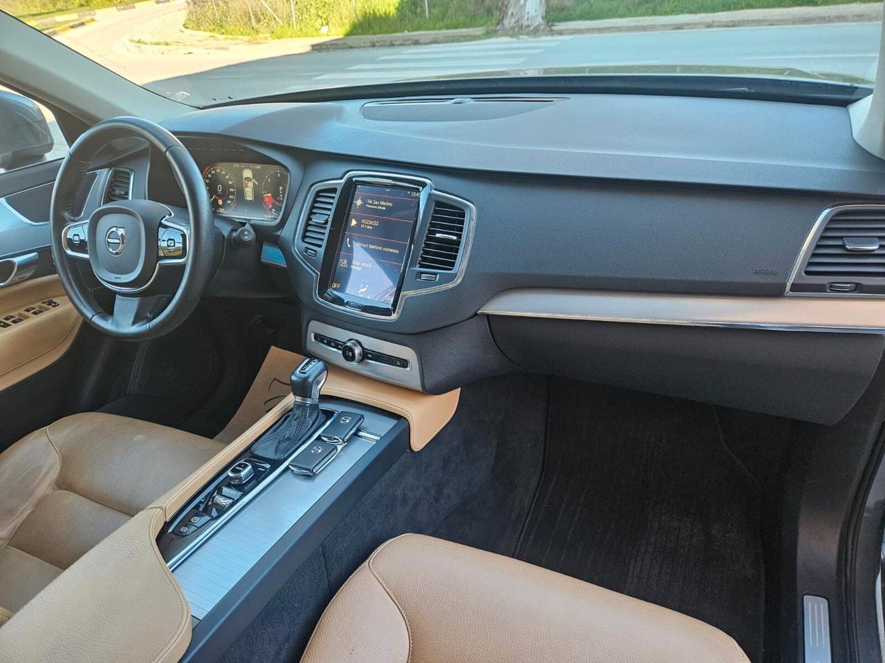 XC90 D5 AWD 7posti Inscription gancio traino elettrico