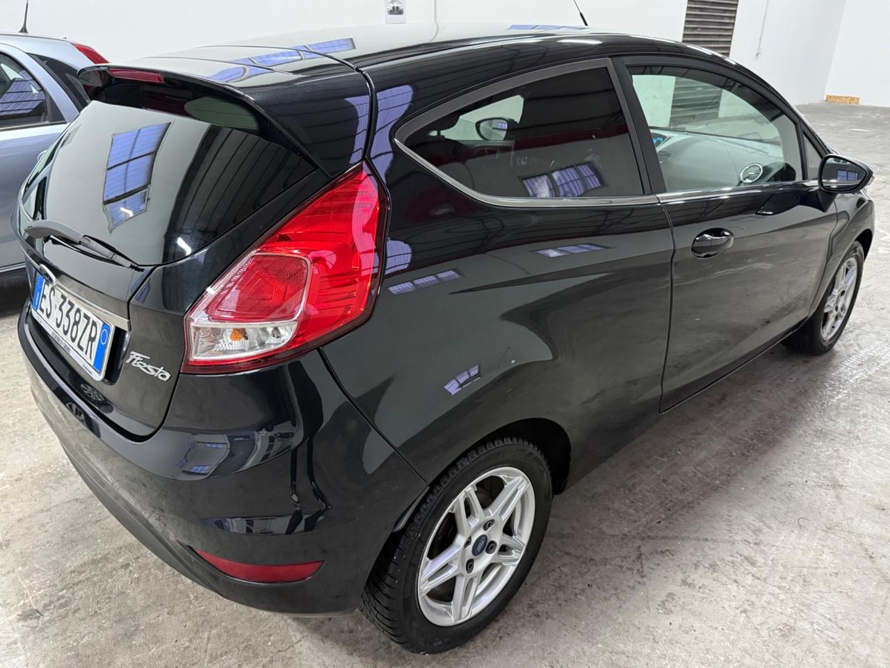 Ford Fiesta 1.5 TDCi 75CV 3 porte Titanium - 2013