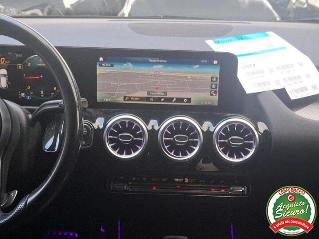 MERCEDES-BENZ GLA 200 d Auto Premium AMG *TETTO*NIGHT PACK