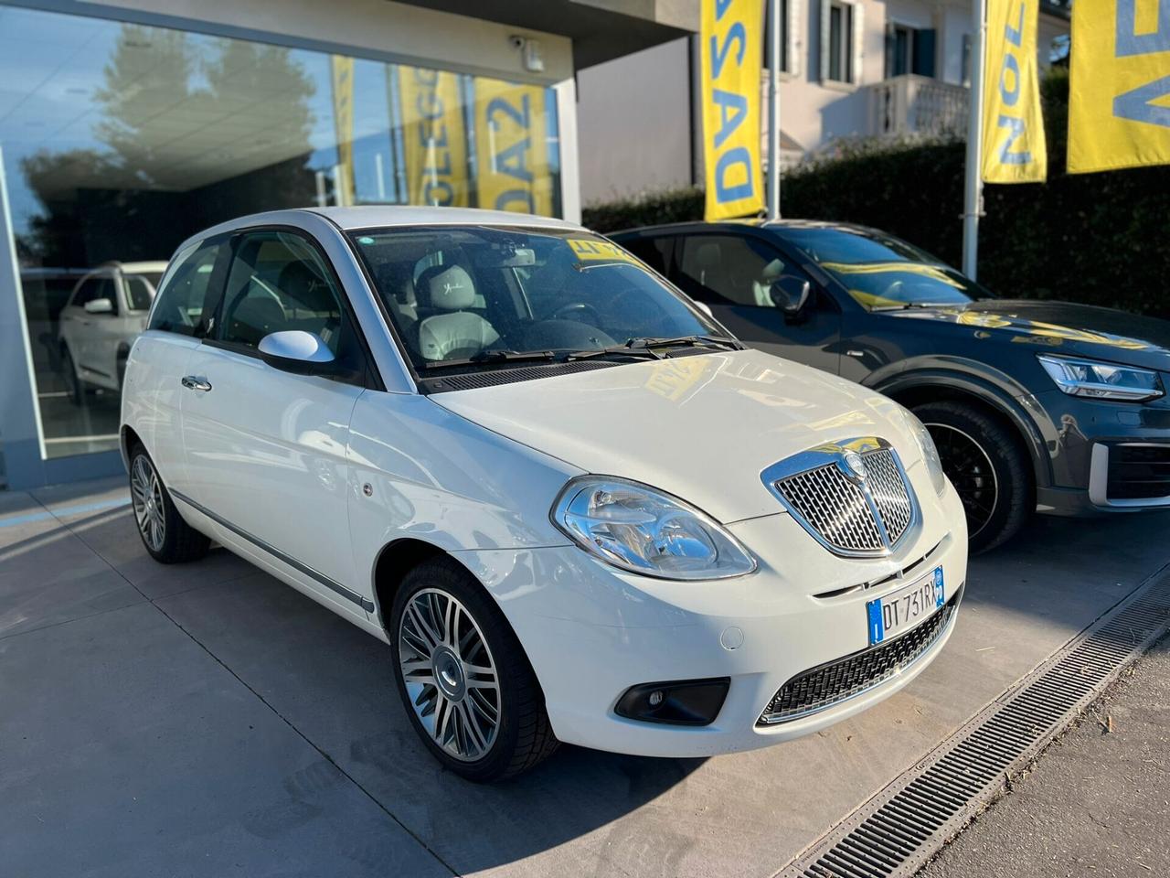 Lancia Ypsilon 1.2 Argento