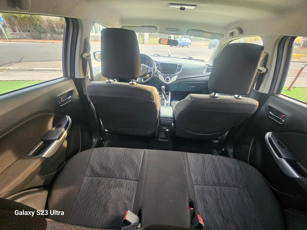 Suzuki Baleno 1.2 Hybrid B-Top