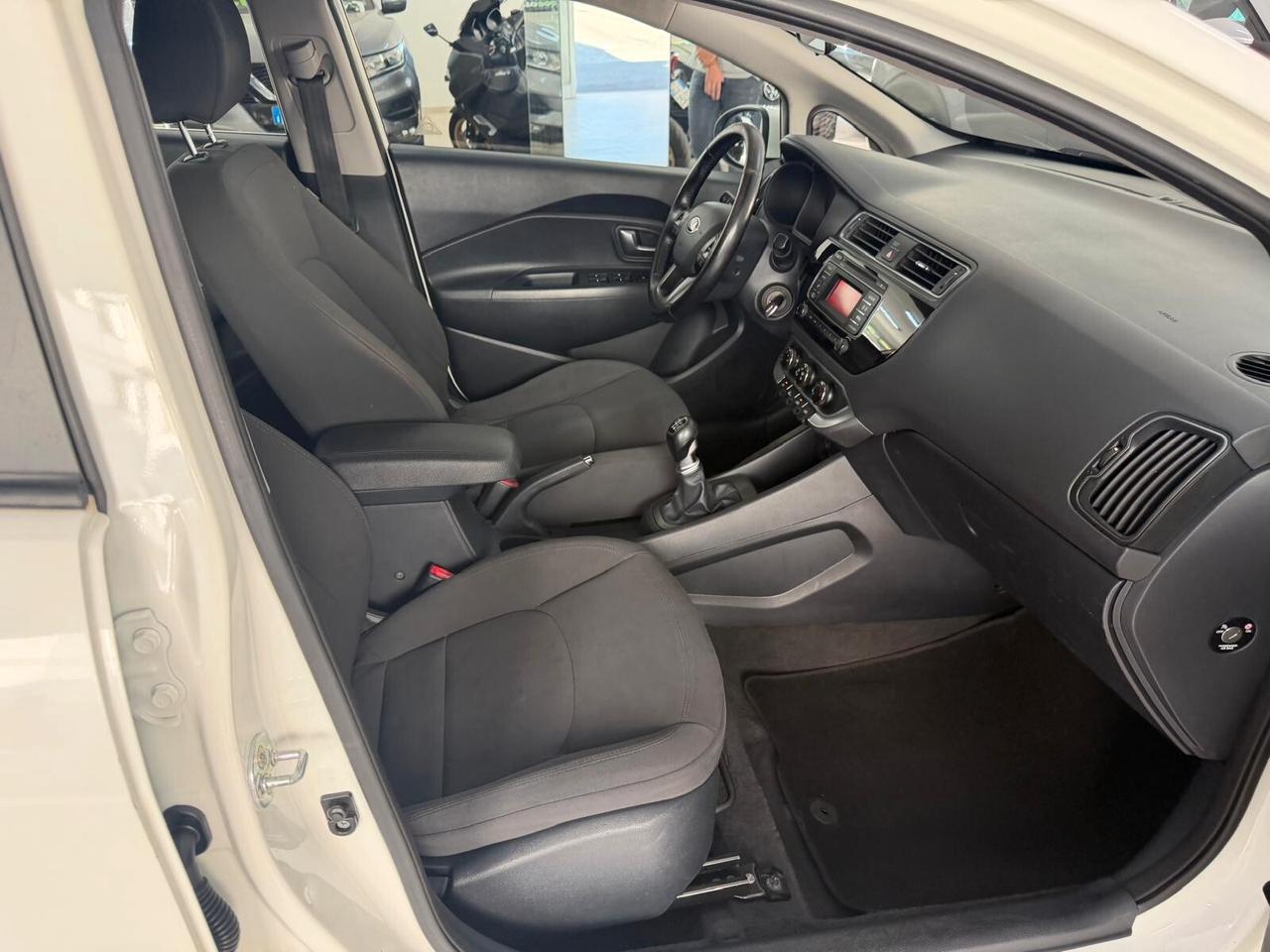 Kia Rio 1.4 CRDi 5p. Cool