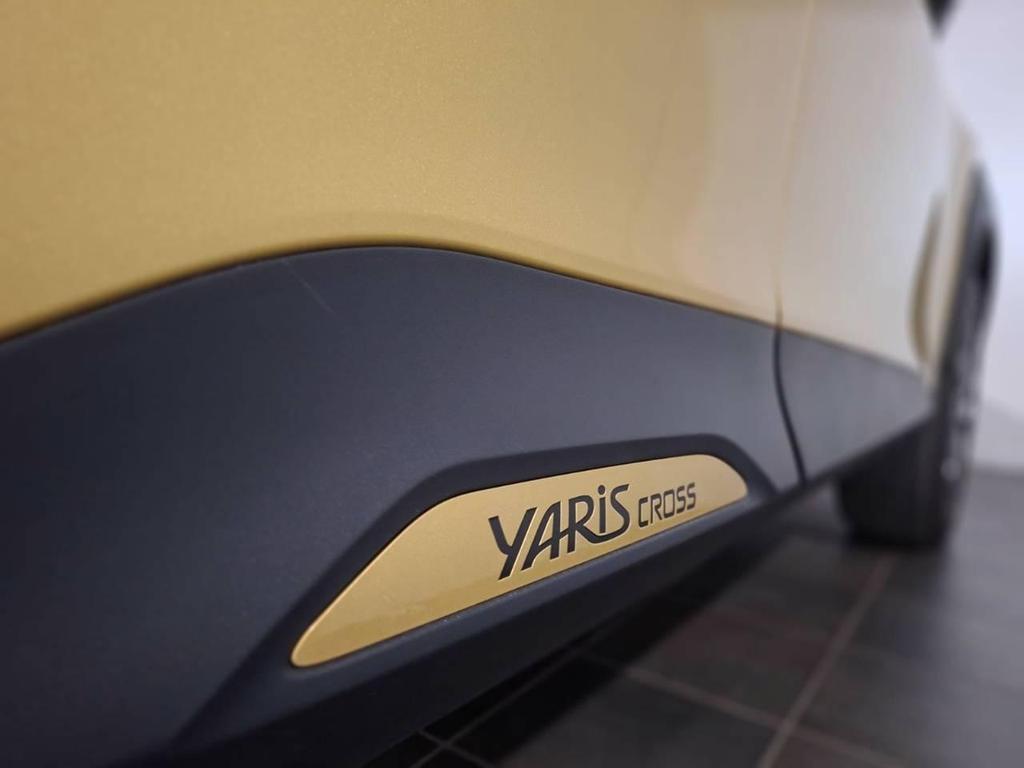 Toyota Yaris Cross 1.5 H Premiere FWD E-CVT