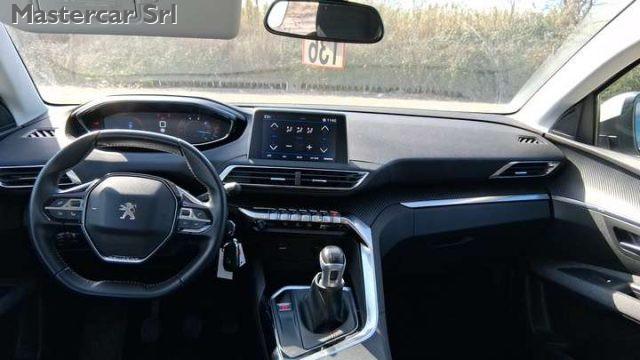 PEUGEOT 3008 3008 1.5 bluehdi GB312KR --- KM CERTIFICATI ---