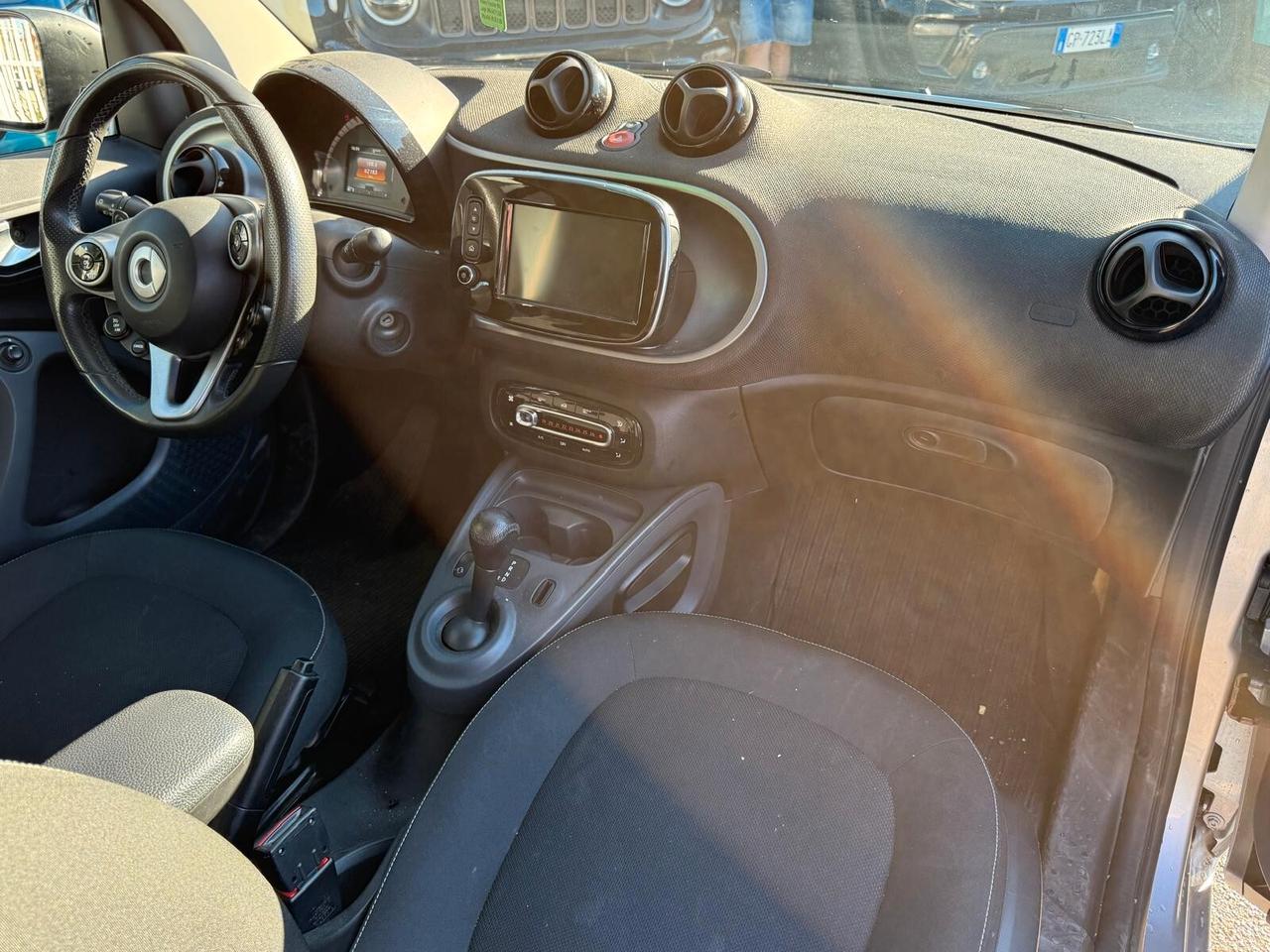 Smart ForTwo 2018 70 1.0 twinamic PRIME