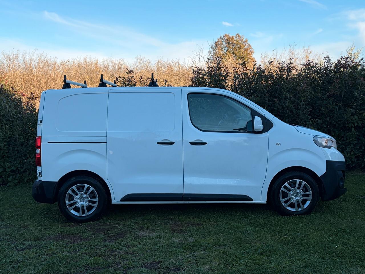 Peugeot Expert BlueHDi 115 S&S PC-TN Combi Compact IVA ESPOSTA INCLUSA