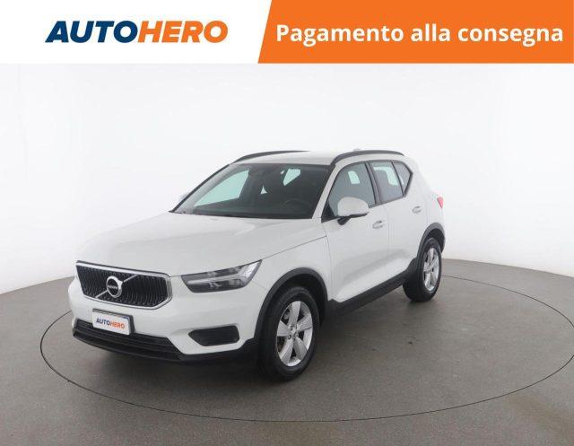 VOLVO XC40 T2 Momentum Core