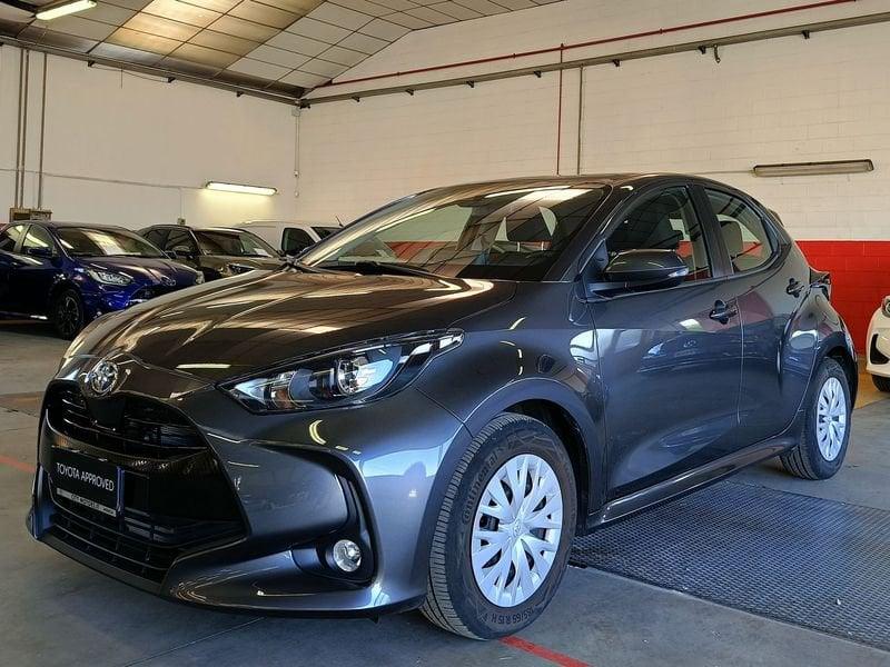 Toyota Yaris 1.0 5 porte Active NEOPATENTATI