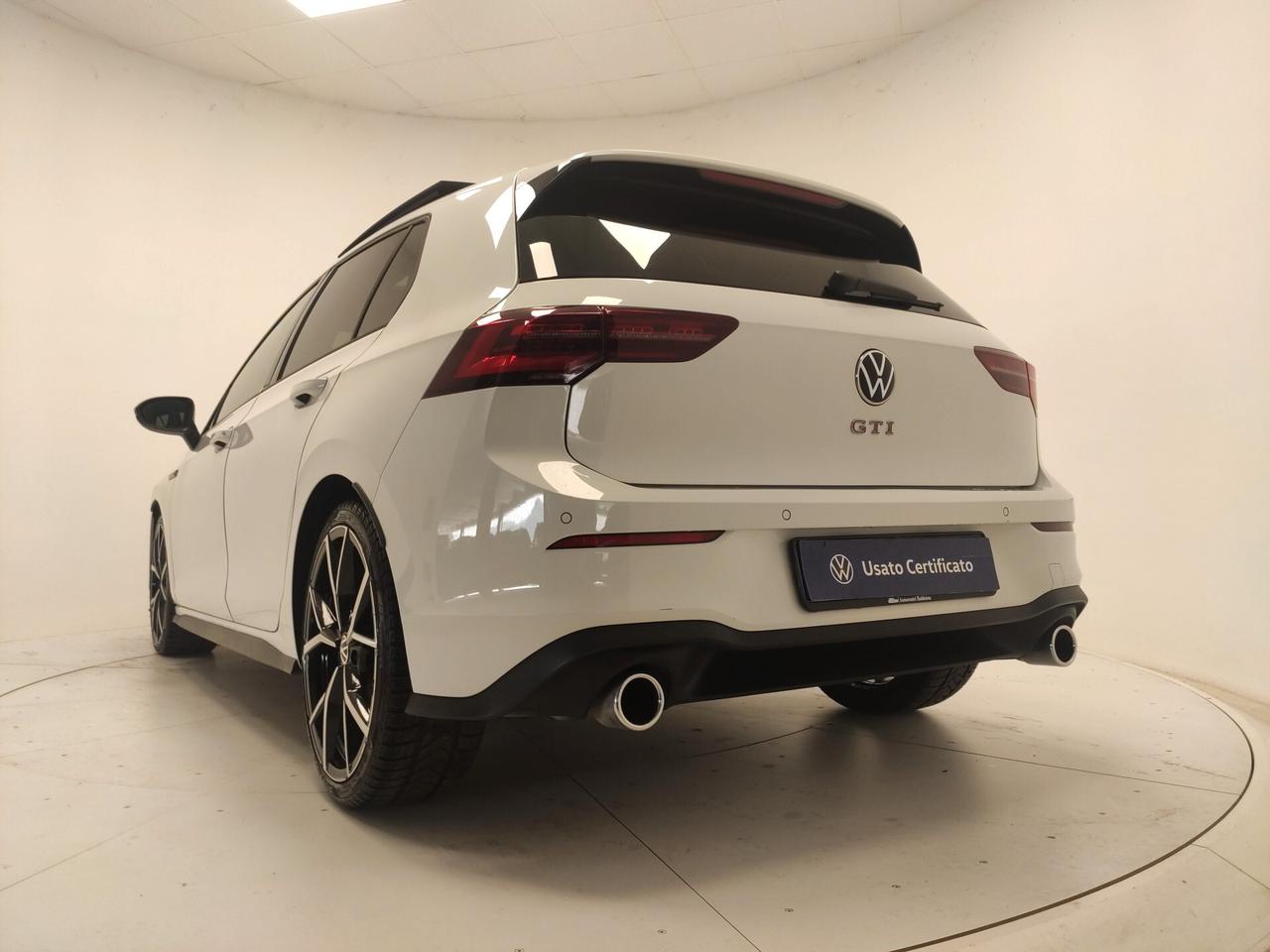 Volkswagen Golf GTI 2.0 TSI DSG
