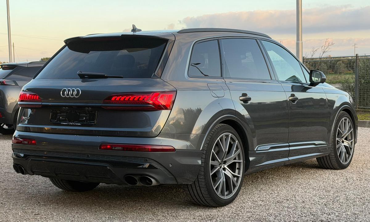 Audi SQ7 4.0 V8 TFSI quattro tiptronic