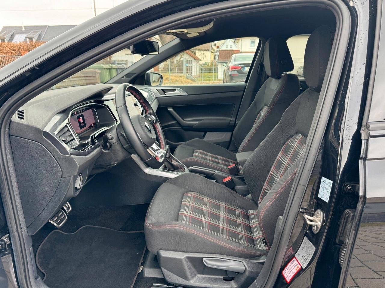 Volkswagen Polo 2.0 TSI DSG GTI