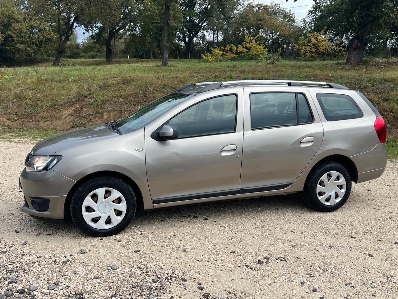 Dacia Logan 0.9 TurboGPL Lauréate permute rate garanzia