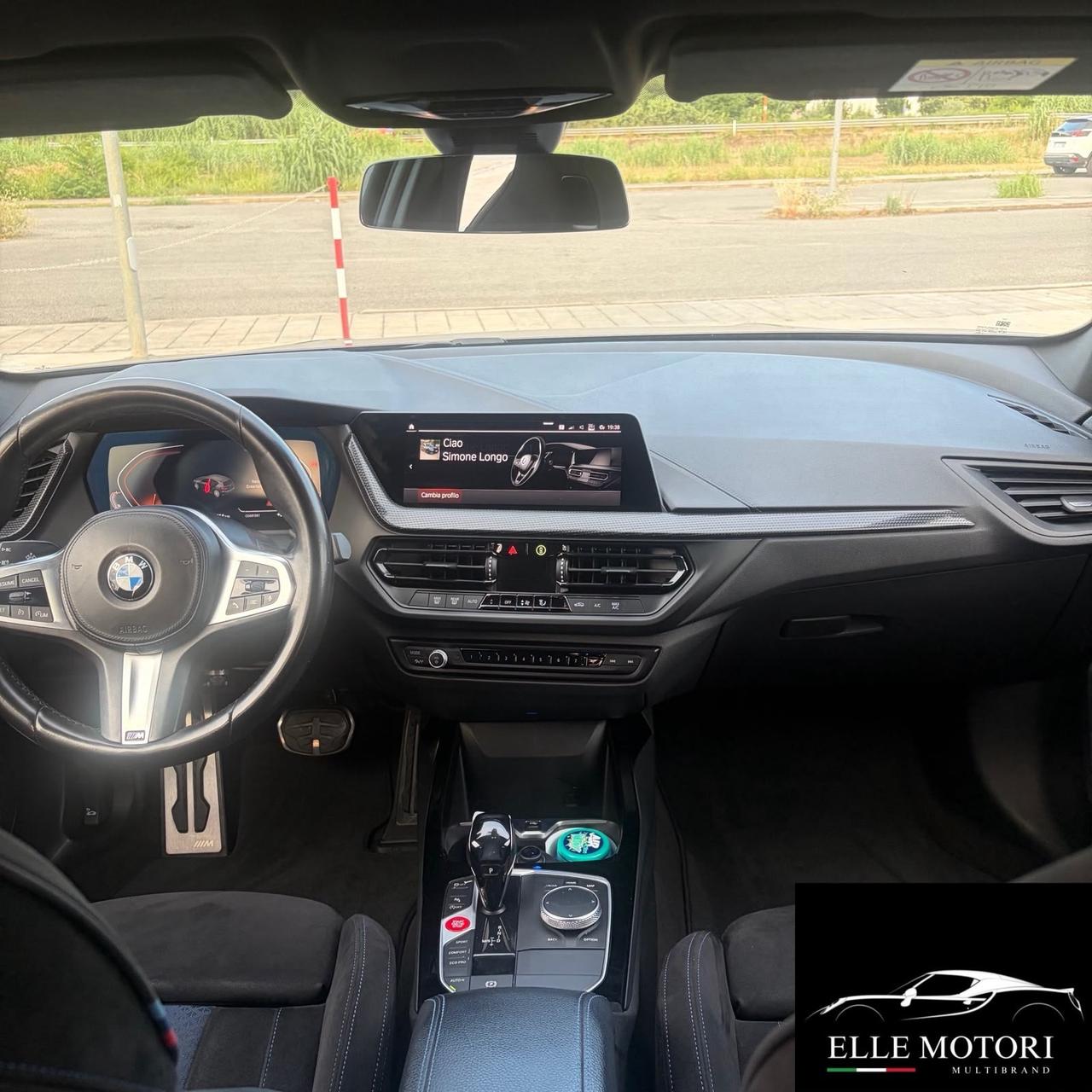 Bmw 116 116d 5p. Msport
