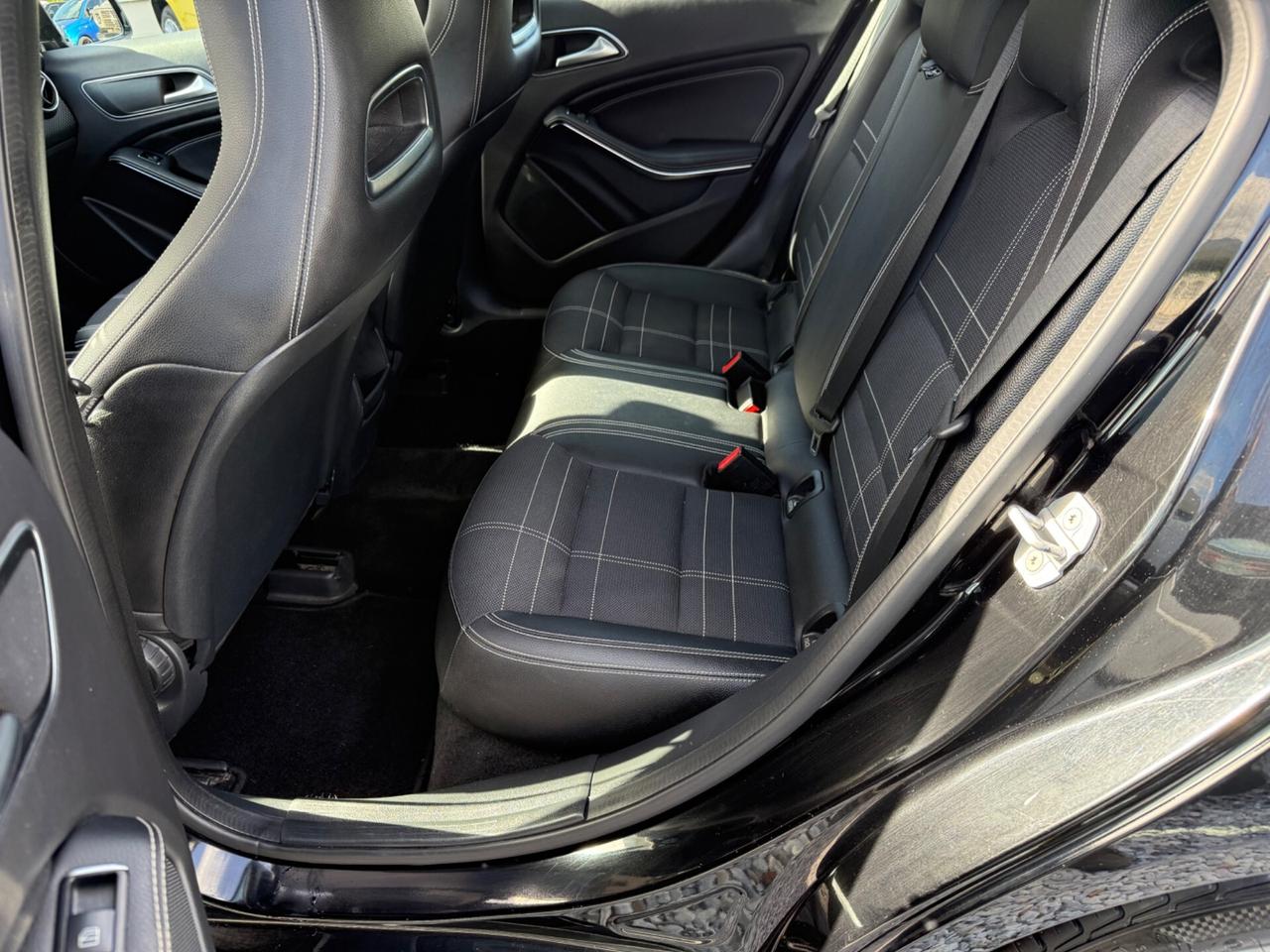 Mercedes-benz A 180 D SPORT