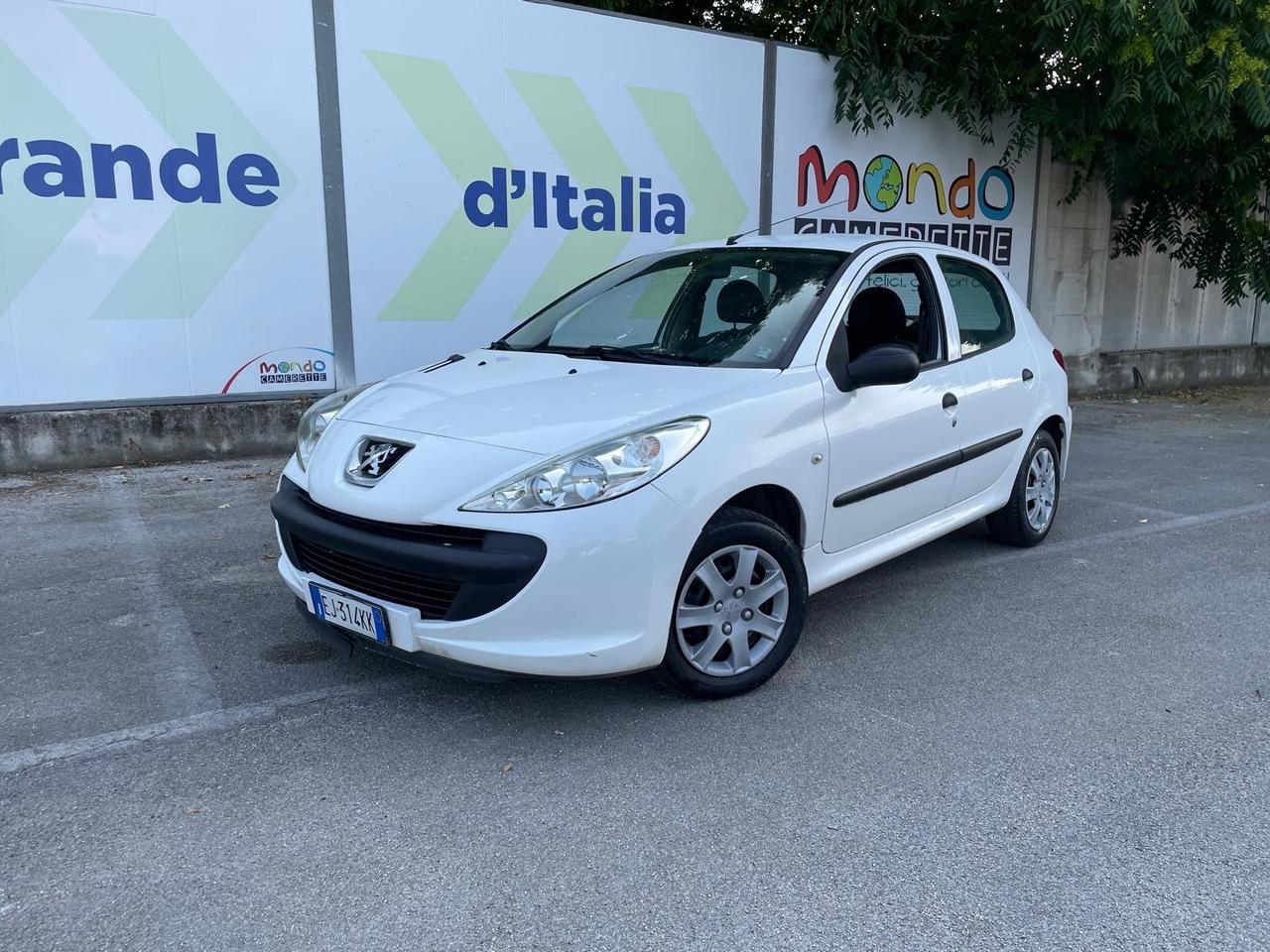 Peugeot 206 Plus Restayling 1.1benz 5p. Full clima e Idroguida