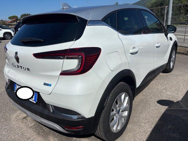 RENAULT Captur Plug-in Hybrid E-Tech 160 CV Intens