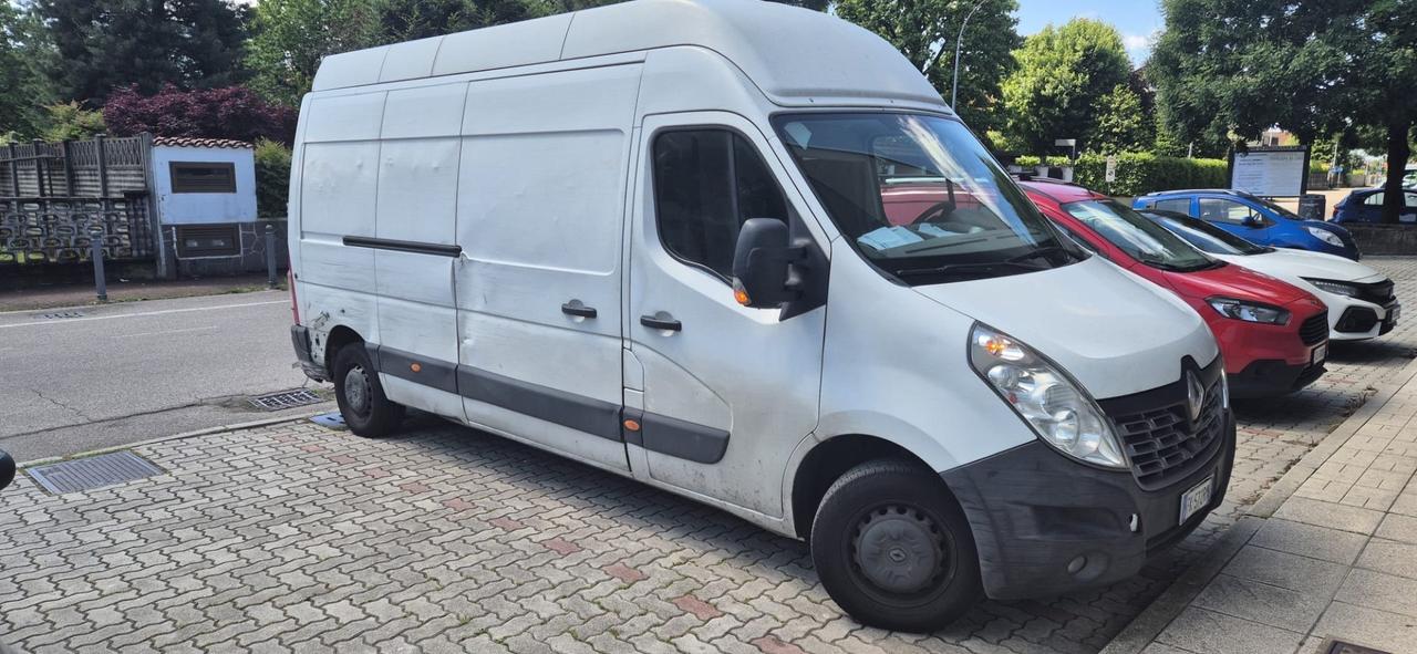 Renault Master T35 2.3 dCi/170 Gran Volume