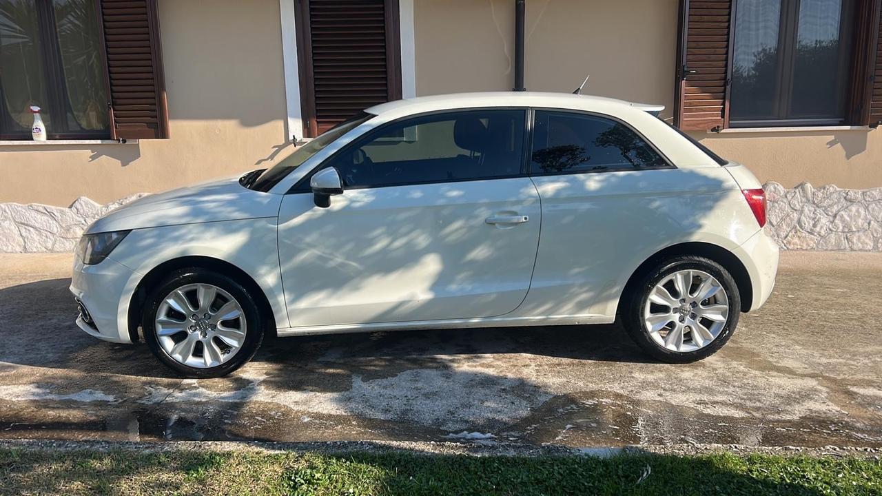 Audi A1 1.6 TDI 105 CV Ambition