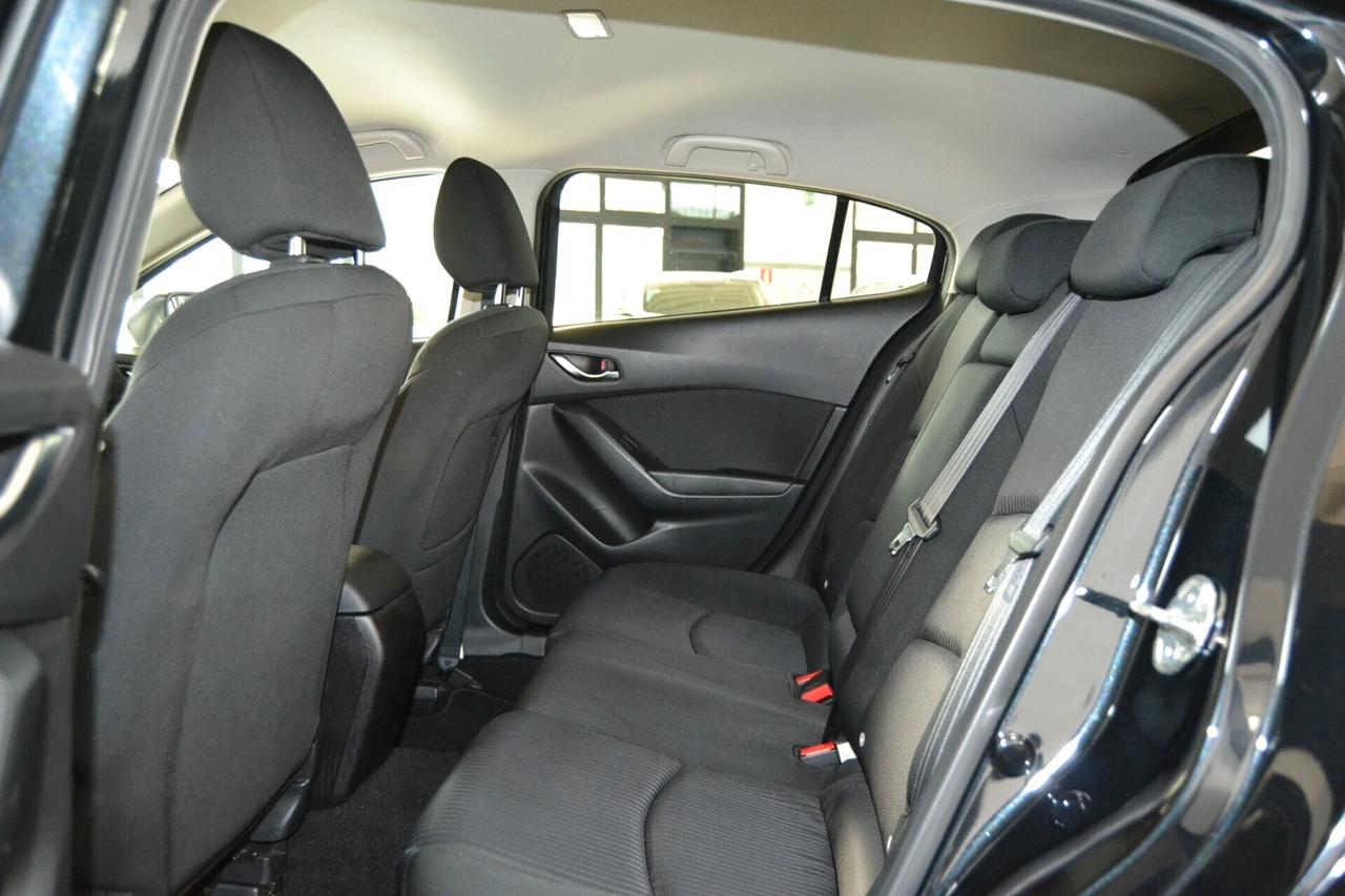 Mazda3 1.5 Skyactiv-D Exceed Cruise/Xenon/UNIPRO