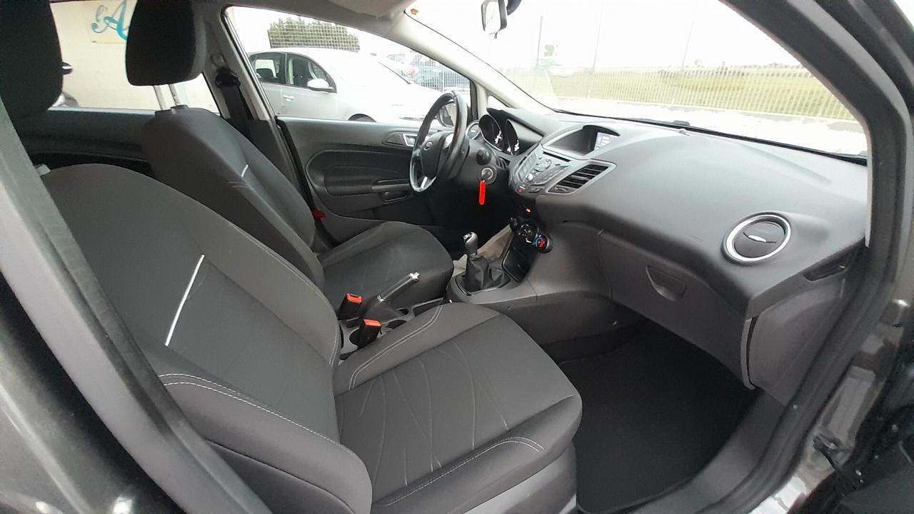 Ford Fiesta 1.4 5p. Bz.- GPL Titanium