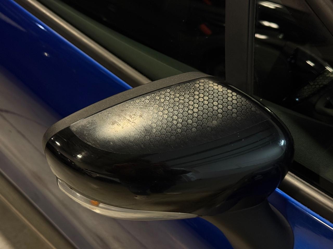 Renault Clio 1.5 dci 75 CV Moschino 5P