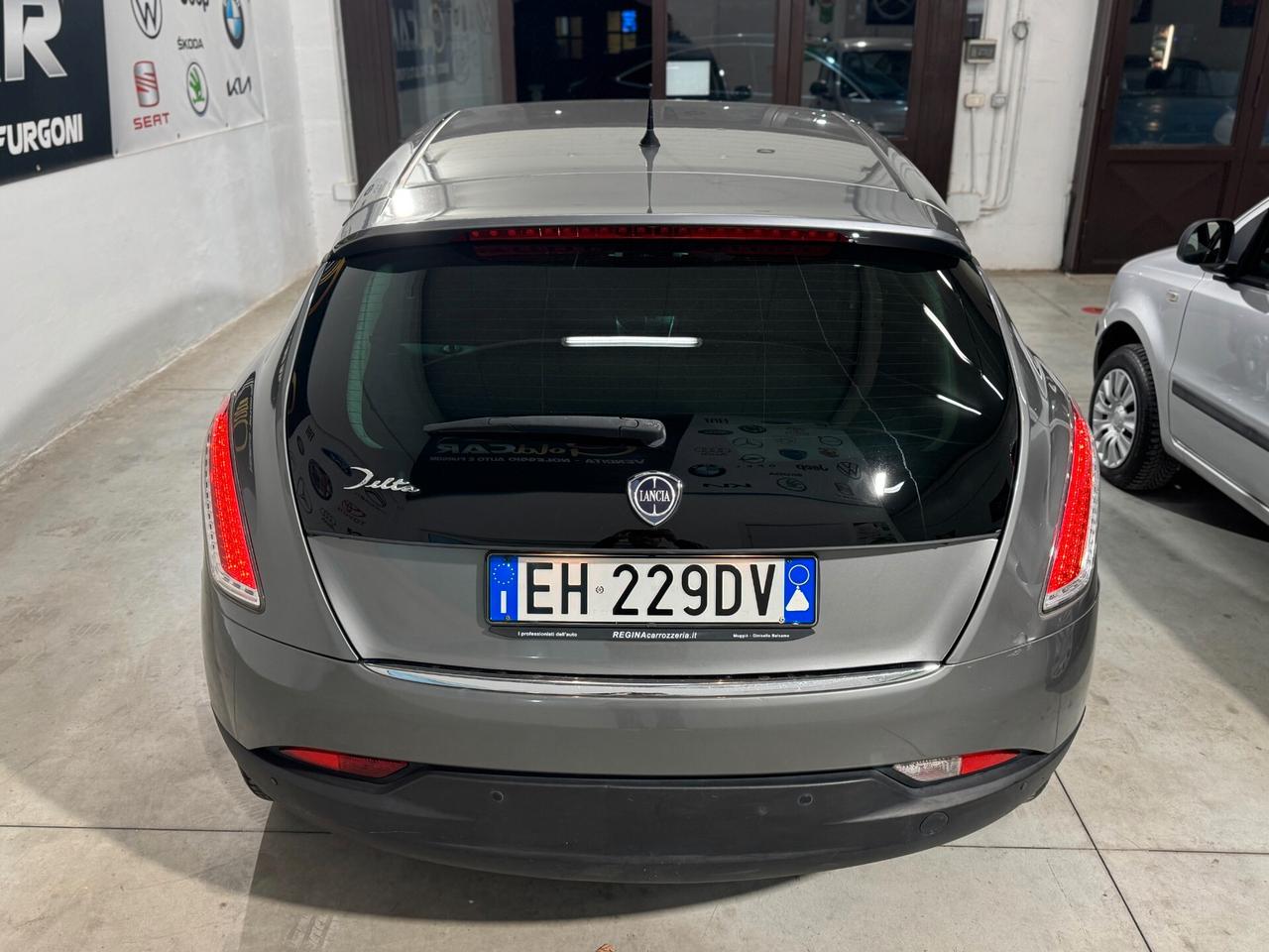 Lancia Delta 1.6 MJT DPF Silver