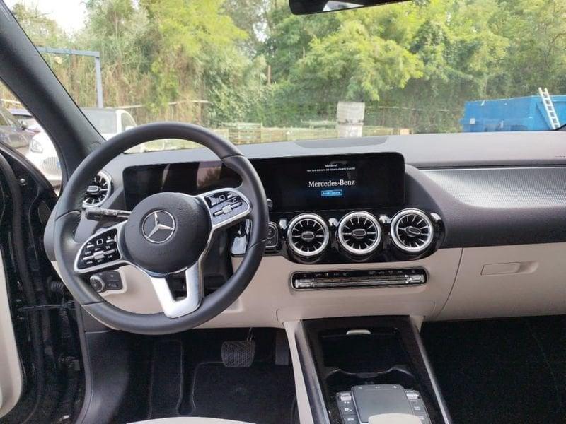 Mercedes-Benz GLA 200 D SPORT PLUS 4MATIC AUTO