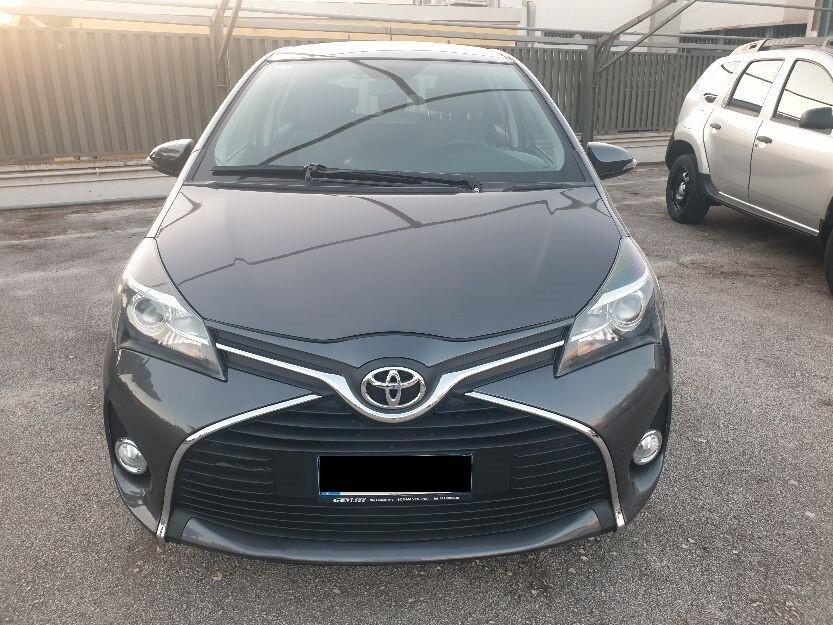 Toyota Yaris 1.0 5 porte Active