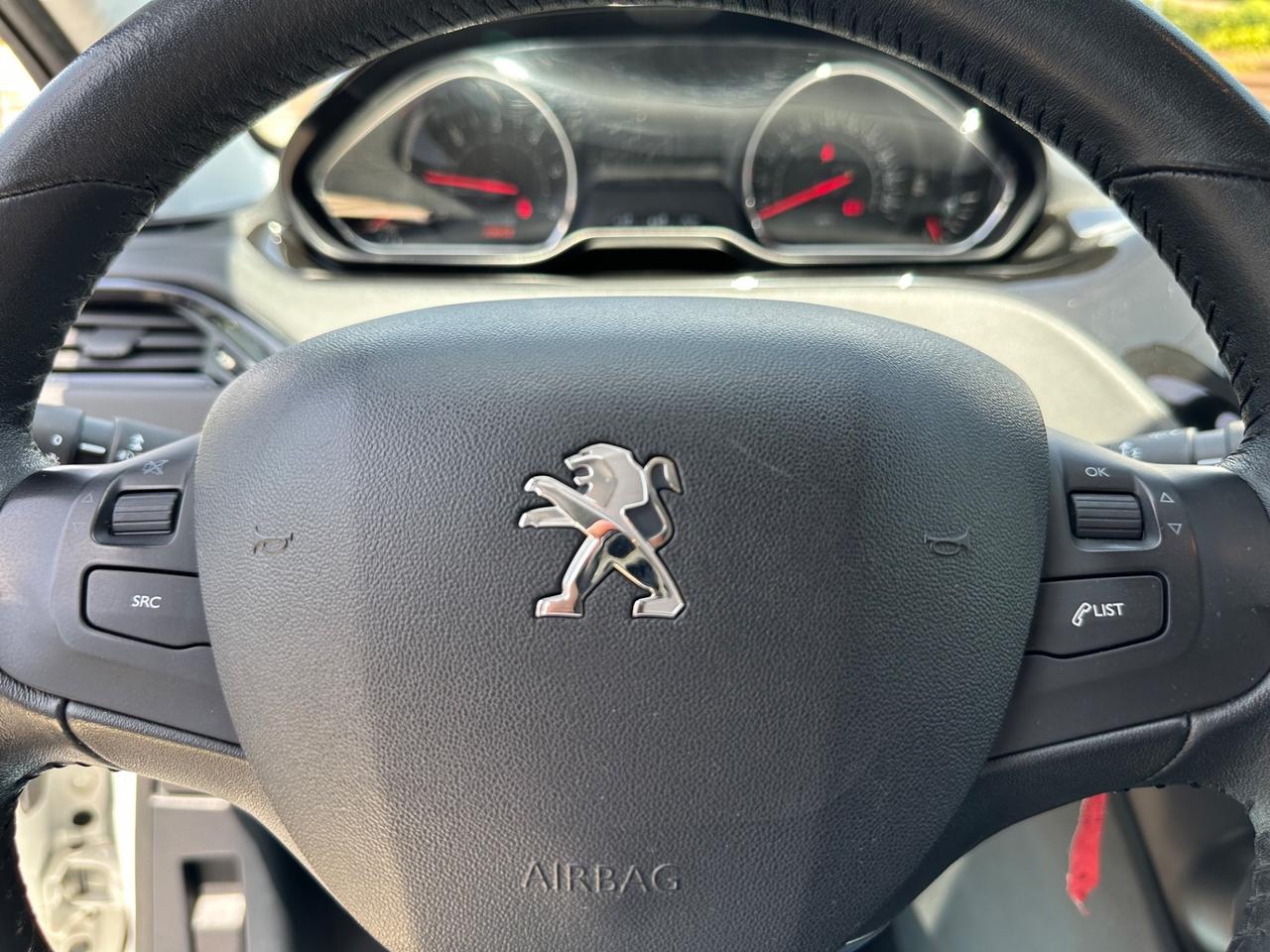 Peugeot 208 1.4 HDi 68 CV 5 porte Active