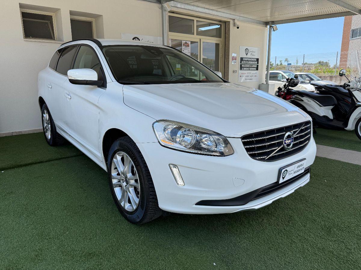 VOLVO - XC60 2.0 d3 Business 136cv geartronic