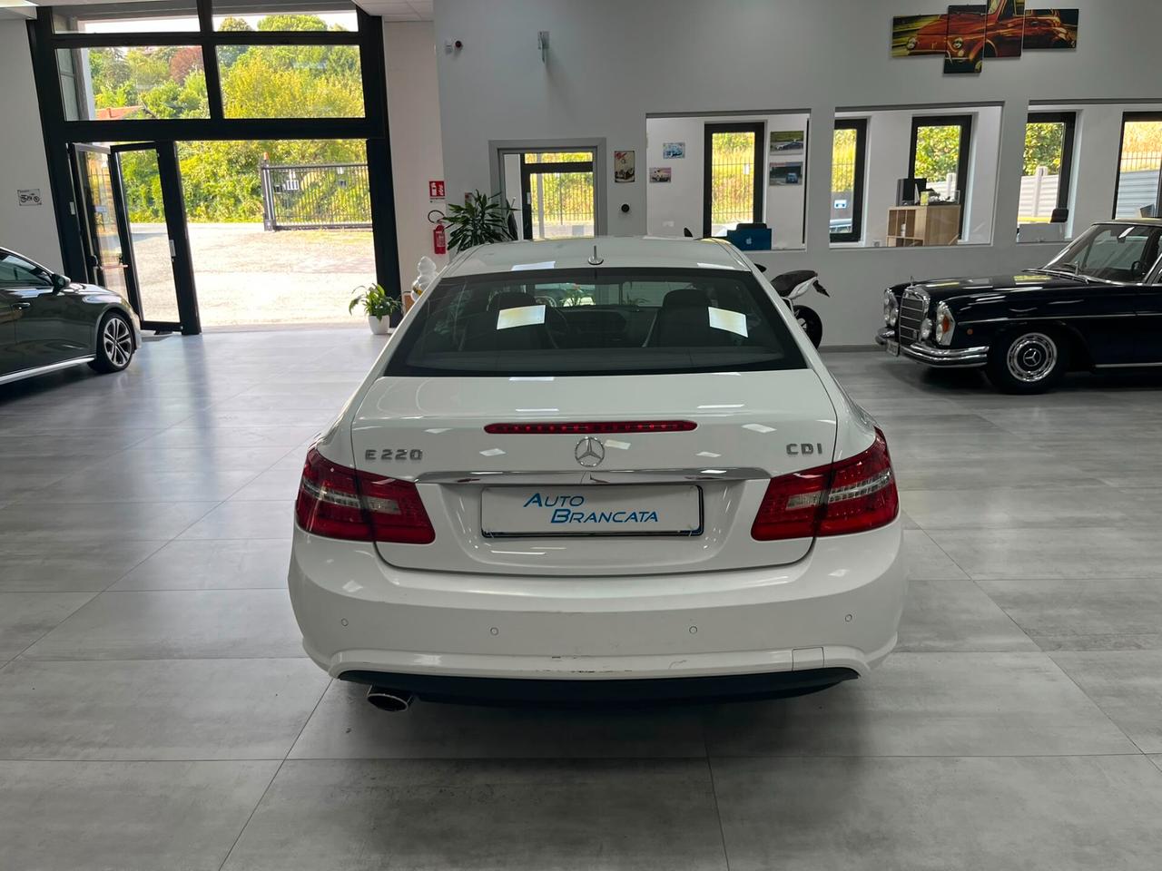 Mercedes-Benz E 220 Coupe cdi
