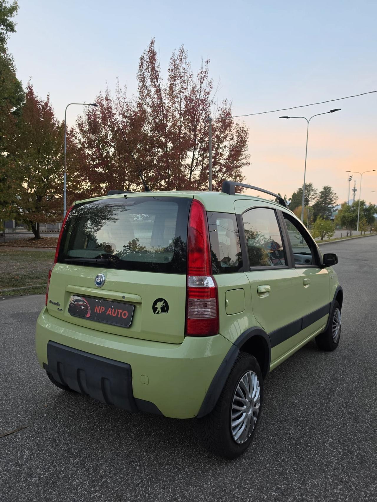 Fiat Panda 4x4 Climbing