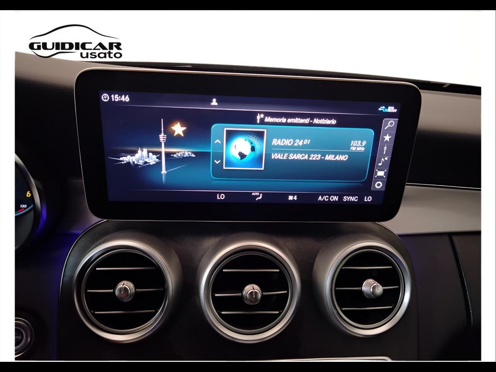 Mercedes-Benz Classe C-C205 2018 Coupe - C Coupe 220 d Premium auto