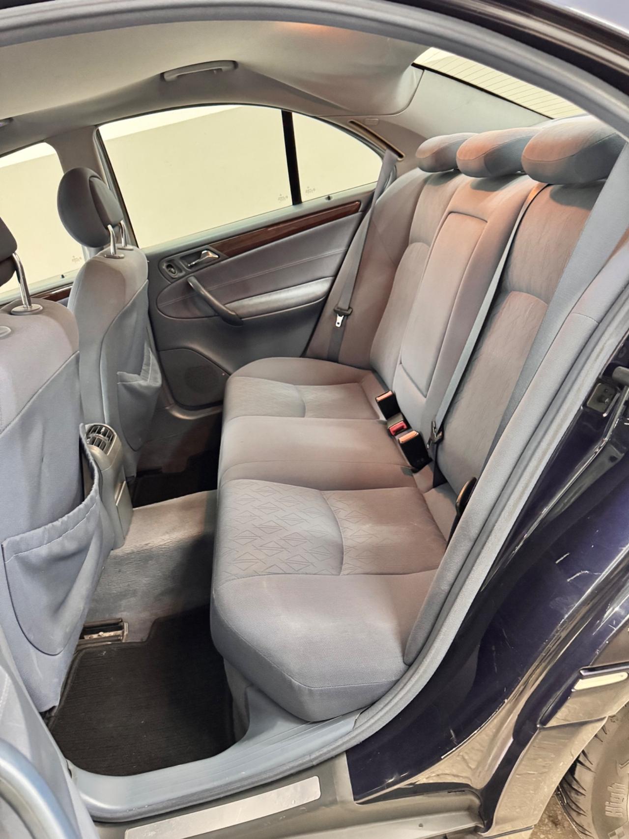Mercedes C 200 CDi 122 Cv Avantgarde - 2003