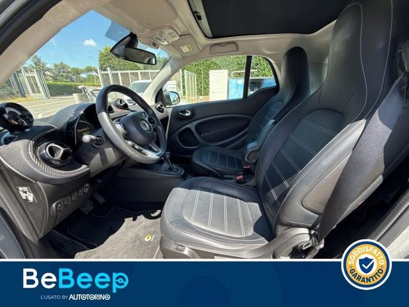 smart fortwo EQ RACINGREY 22KW