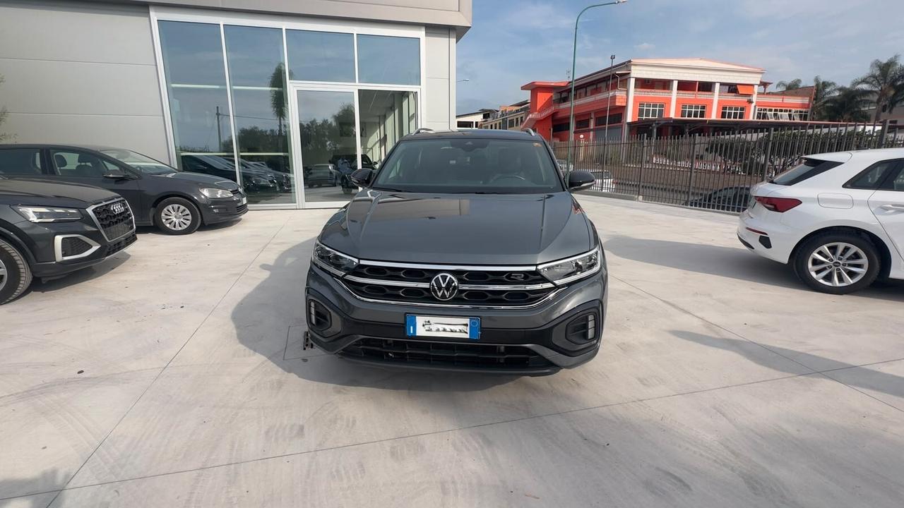 Volkswagen T-Roc 1.5 TSI ACT R-Line TUA DA 291€ ANTICIPO 0