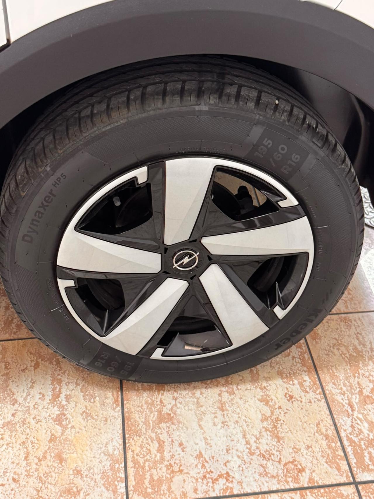 Opel Crossland 1.5 ECOTEC D 110 CV Start&Stop Edition AUTOCARRO 5 POSTI