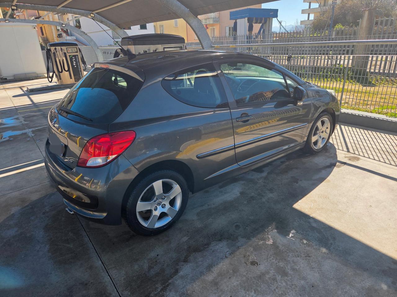 Peugeot 207 1.6 Hdi 2010