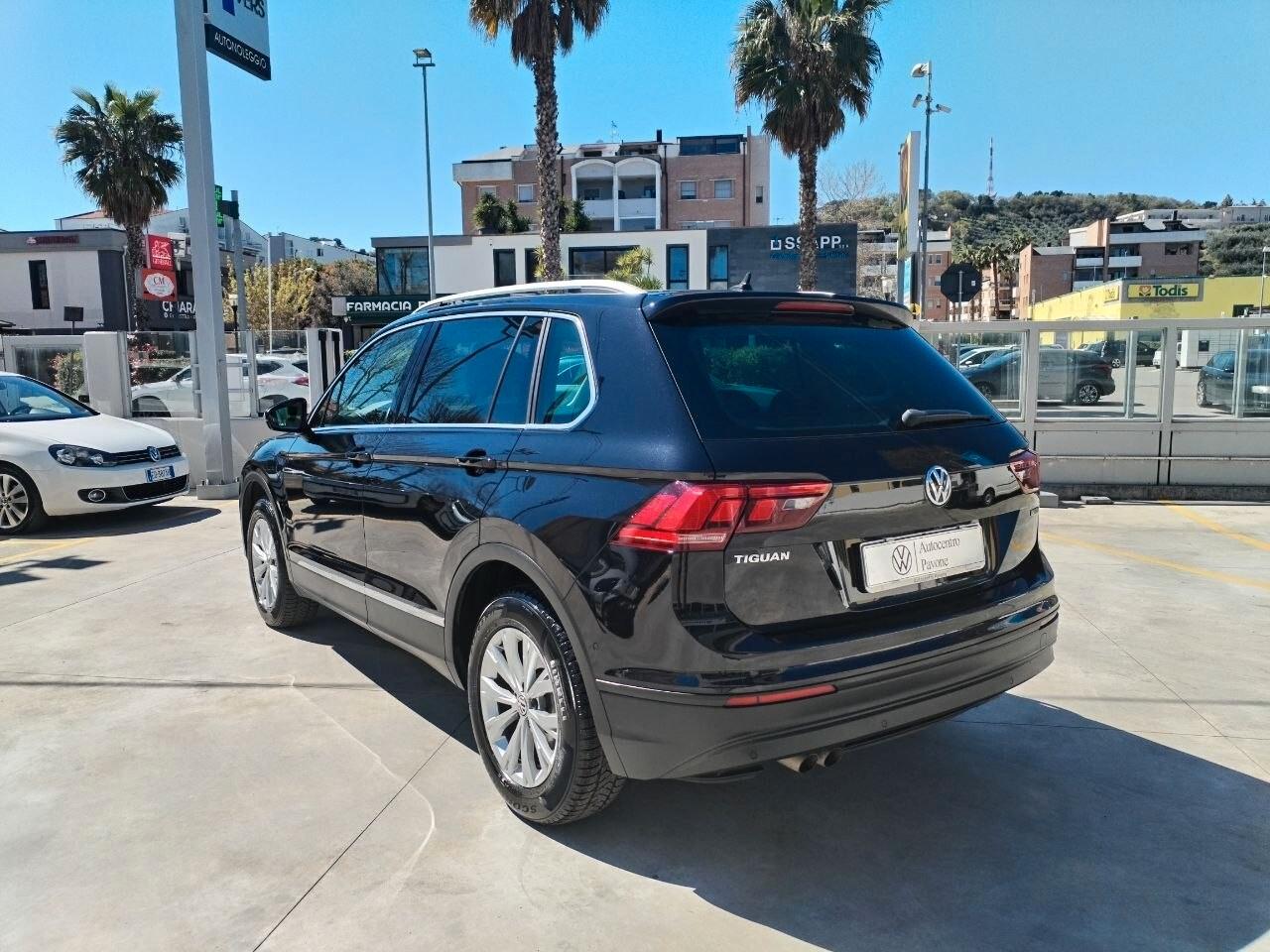 Volkswagen Tiguan 2.0 TDI SCR DSG 4MOTION Business BMT