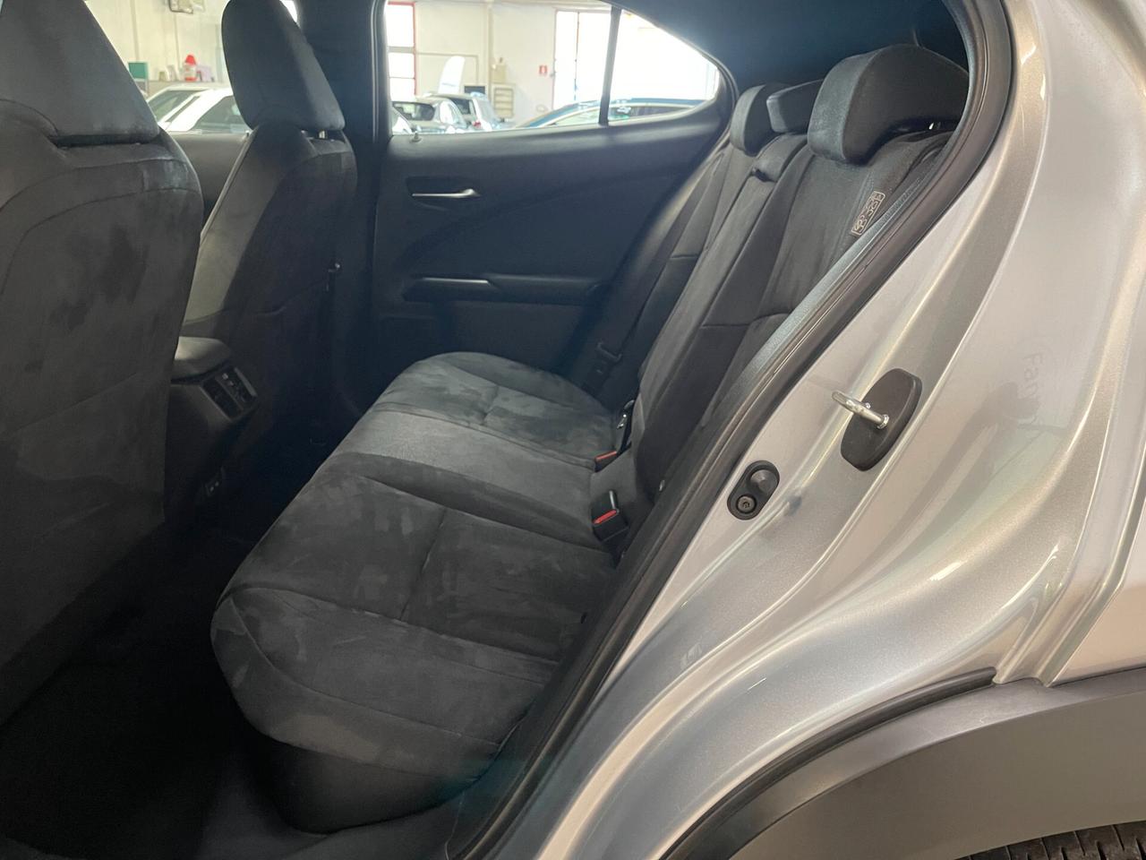 Lexus UX Lexus UX 250h Urban 2.0 2wd cvt-LEGGI SOTTO
