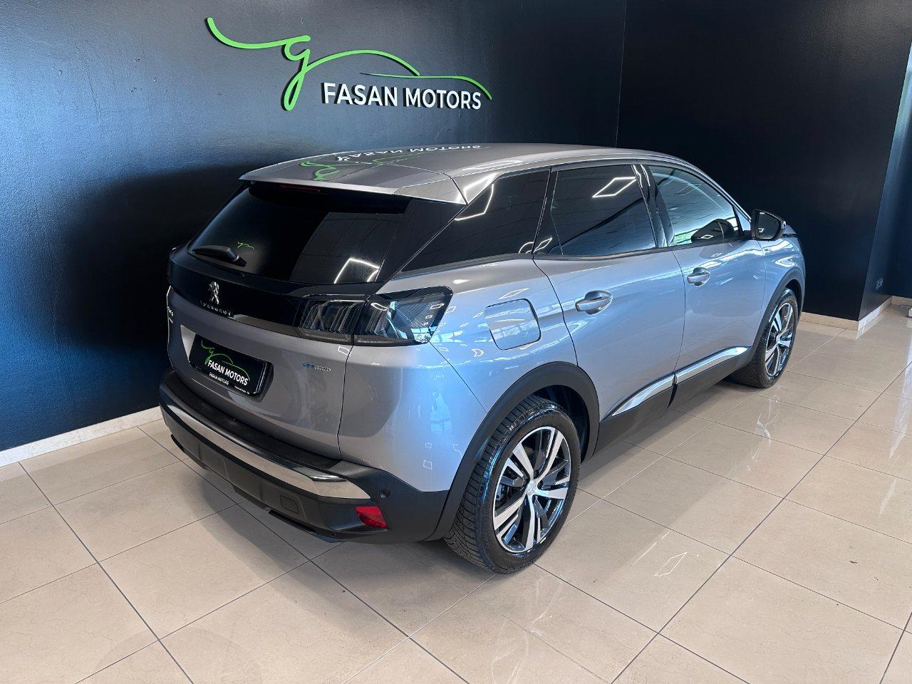 Peugeot 3008 3008 1.6 hybrid phev Allure Pack 225cv e-eat8