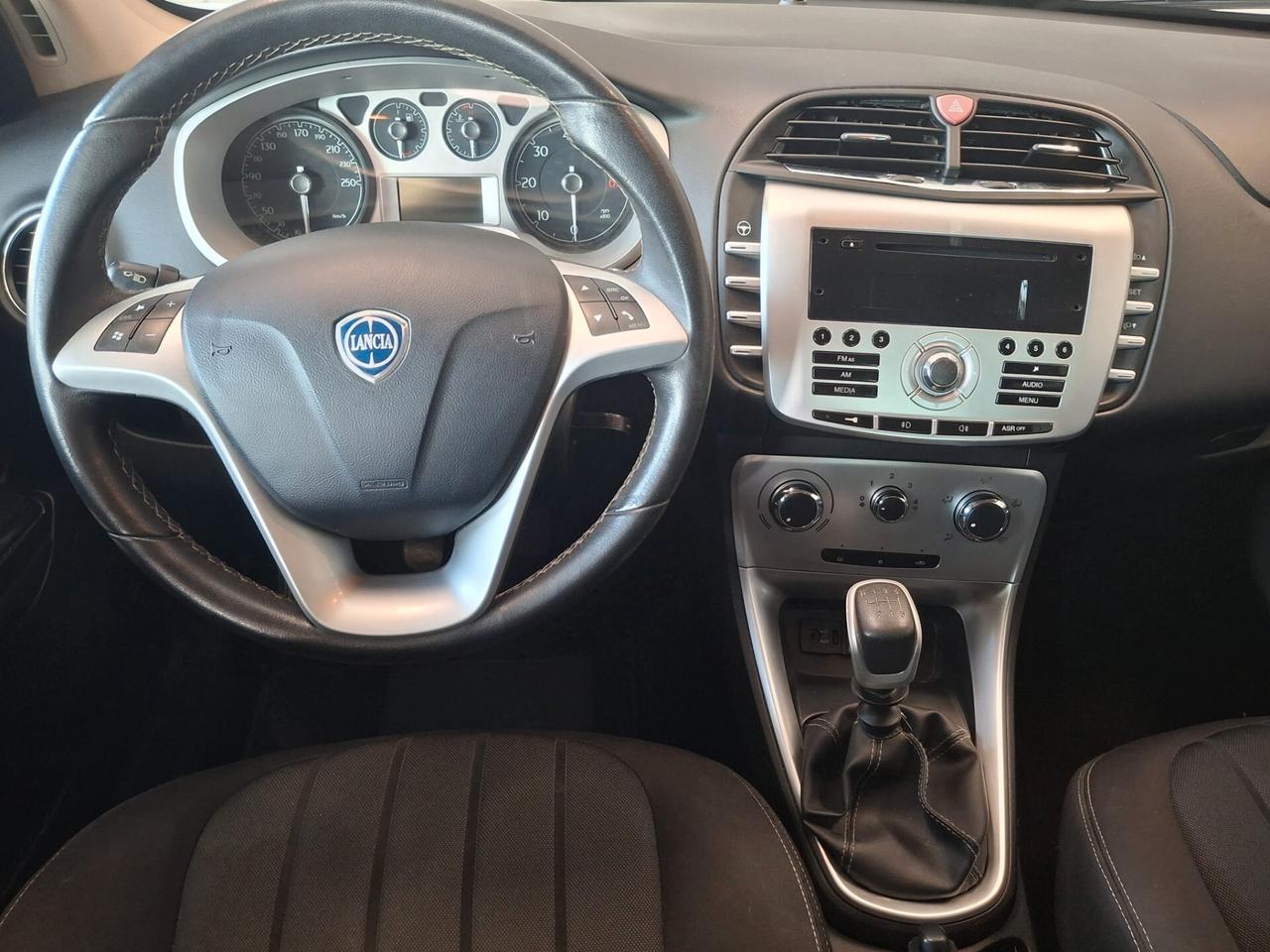 Lancia Delta 1.6 mjt Platino 120cv*NEOPATENTATI
