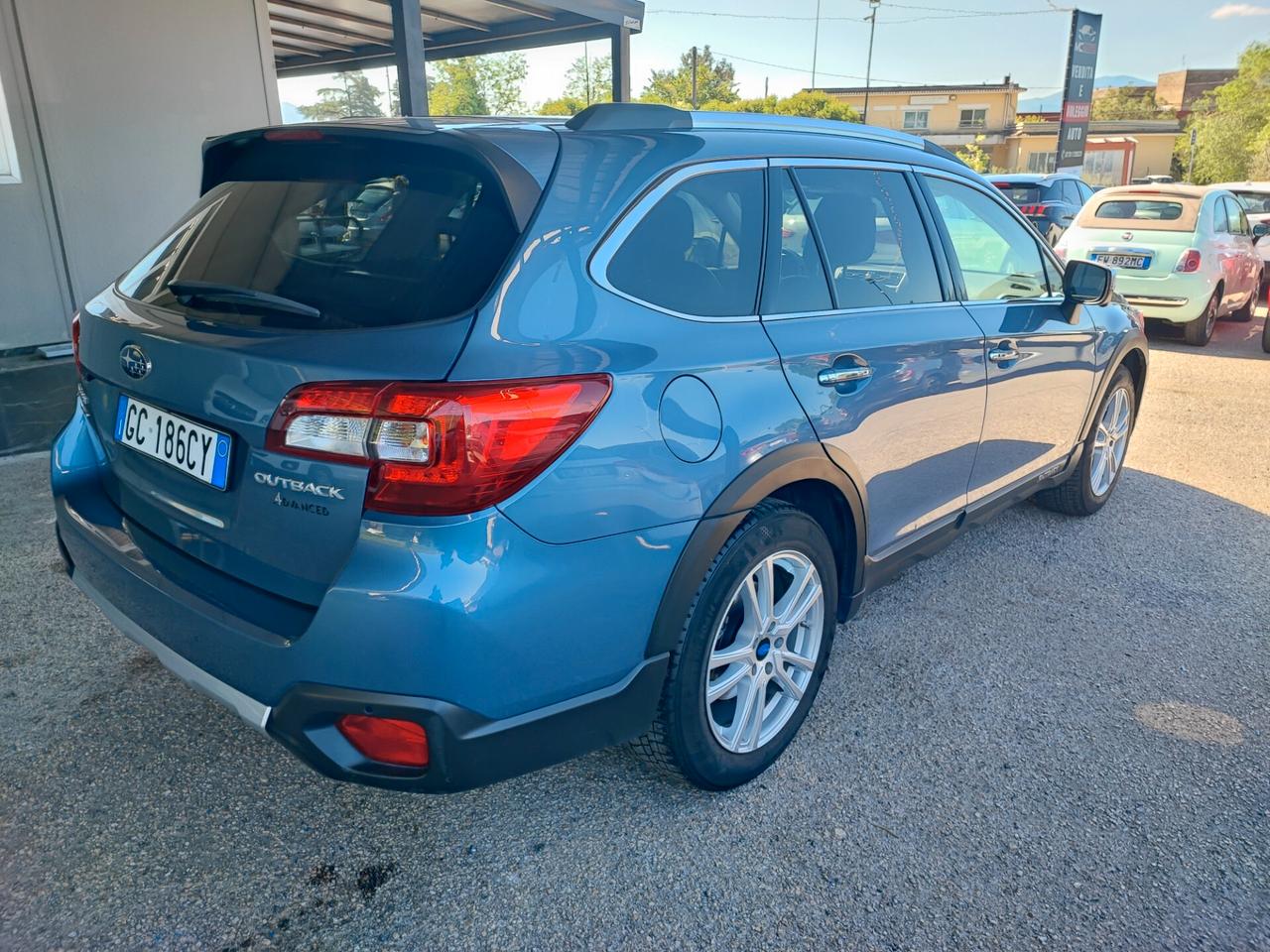 Subaru OUTBACK 2.5i Lineartronic Premium GPL