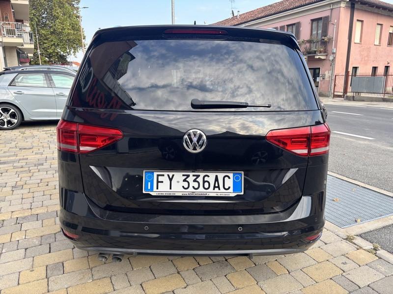 Volkswagen Touran 2.0 tdi Comfortline dsg 7 posti LED-NAVI