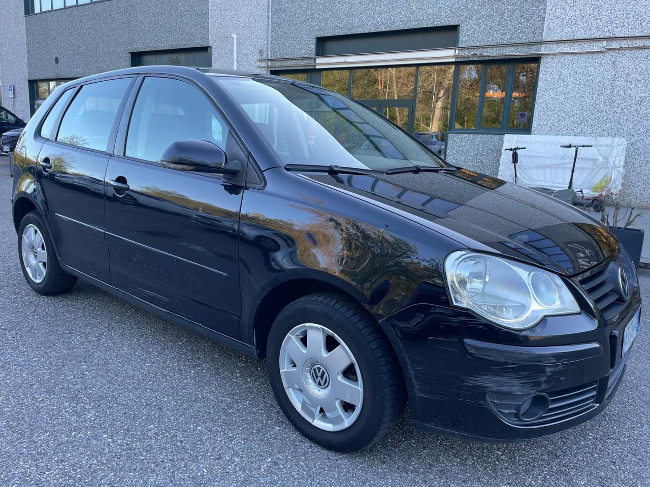 Volkswagen Polo 1.4/75CV 16V 5p.*Neopatentati*