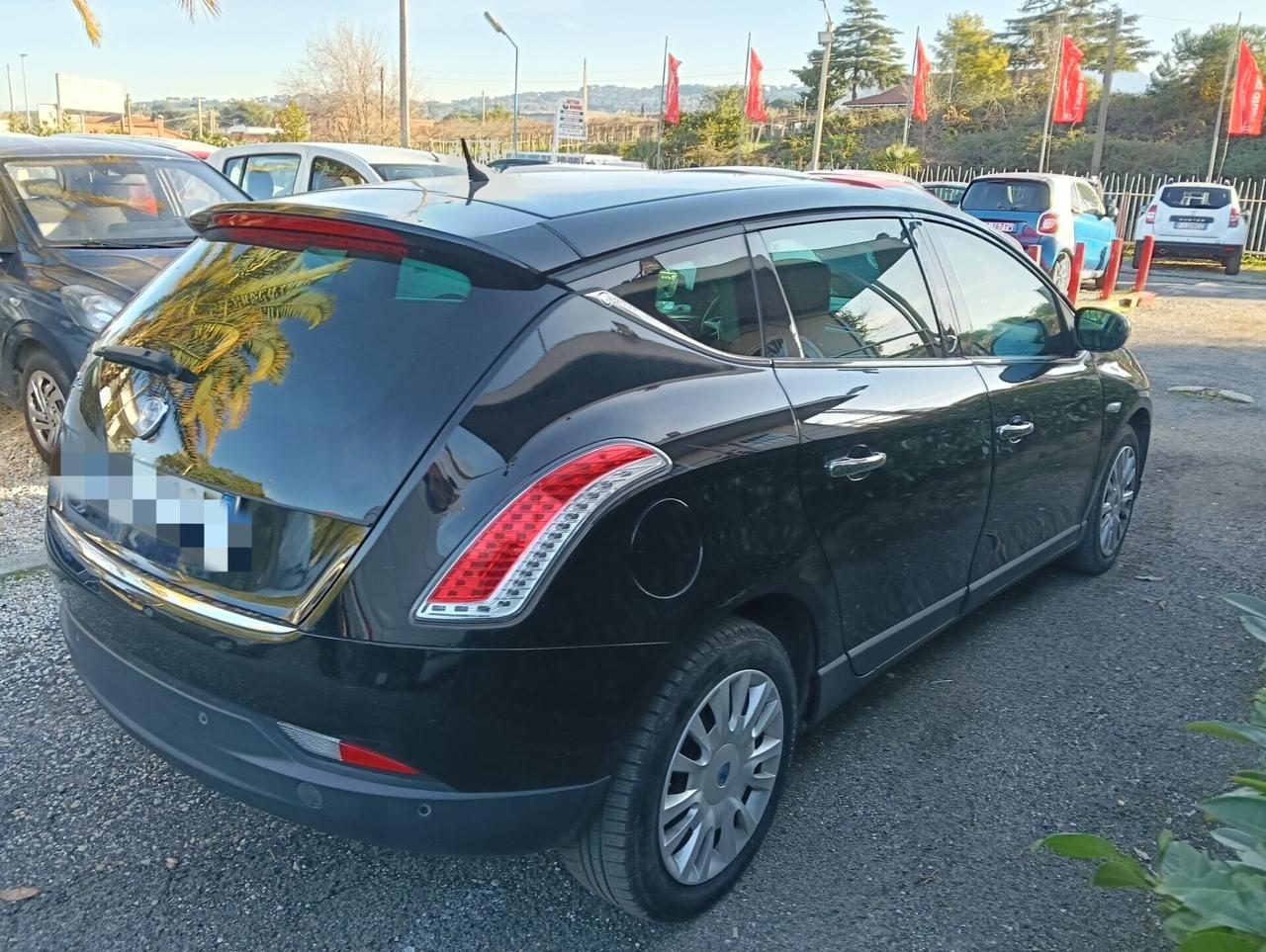 Lancia Delta 1.6 MJT DPF Argento