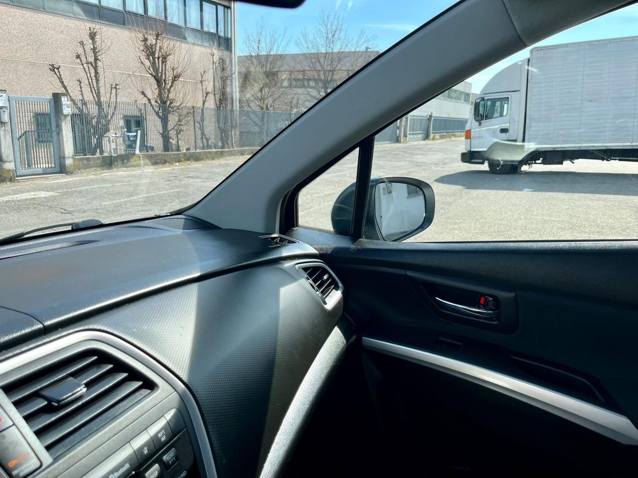 Suzuki S-Cross 1.6d 4WD 2015 145.000km perfetta