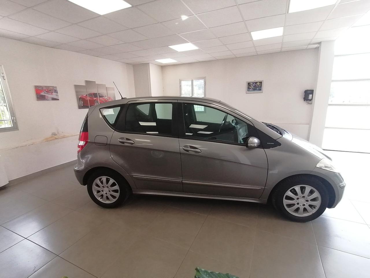 Mercedes-benz A 180 A 180 CDI Elegance Automatica