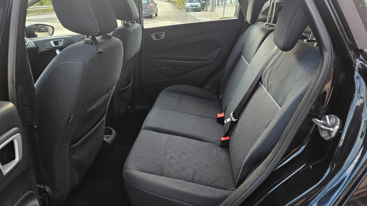 Ford Fiesta 1.4 TDCi 70CV 5 porte Titanium